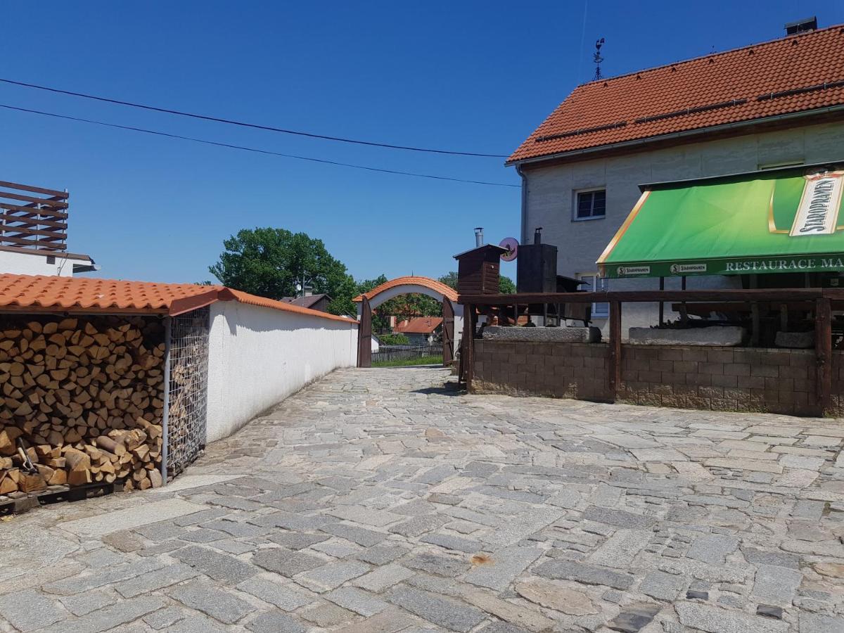 Penzion Na Statku Brezova Brezova  Екстериор снимка